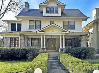 5850 Central St, Kansas City, MO 64113