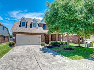 6114 Wickshire Dr, Rosenberg, TX 77471