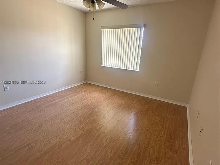 16280 SW 77th Ter — Photo 8