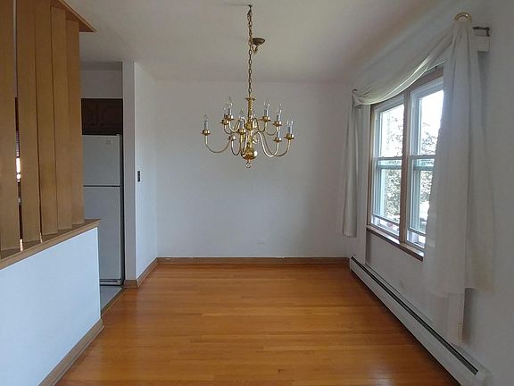 3rd image of 1084 Willson Dr