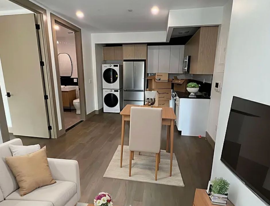 1st image of 419 E 135th St #1A