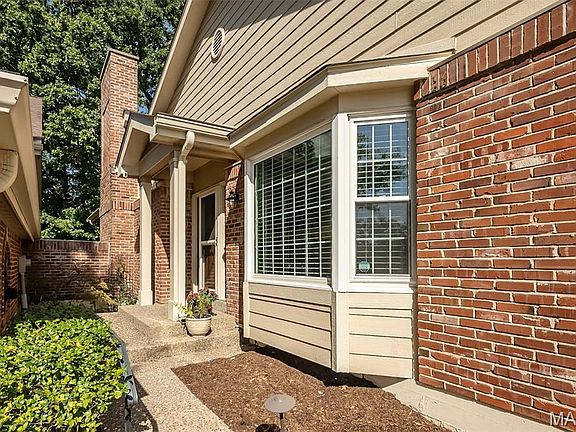 2nd image of 14620 Timberlake Manor Ct