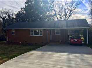 621 Muirs Chapel Rd, Greensboro, NC 27410