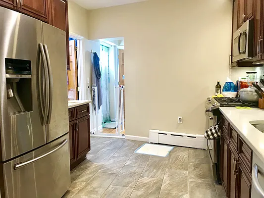 Rented by Voro, LLC | media 10