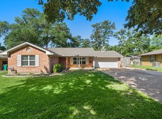 1705 N Thompson St, Conroe, TX 77301