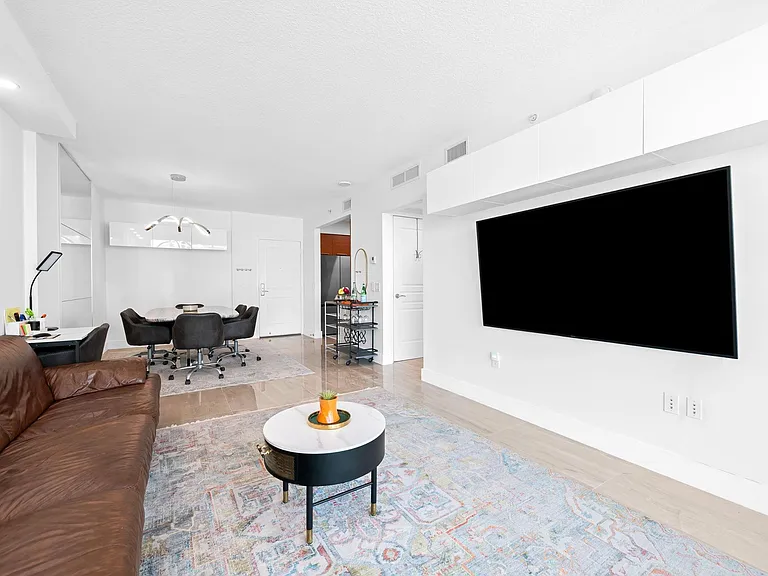 350 SE 2nd St #2280 — Photo 8