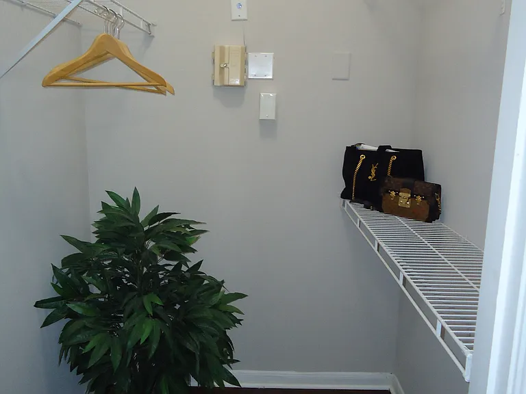 2921 Briarpark Dr — Photo 33