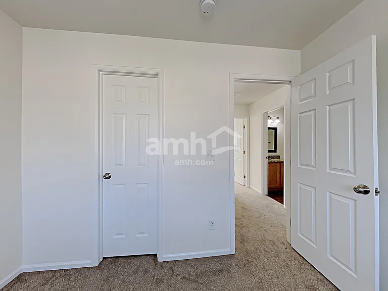 1182 S Fultondale Cir — Photo 15