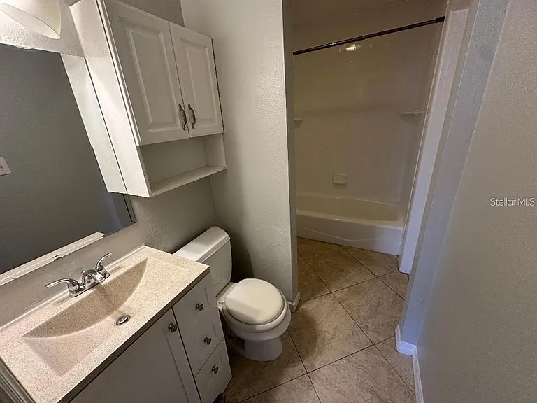 887 Eastbrook Blvd — Photo 17