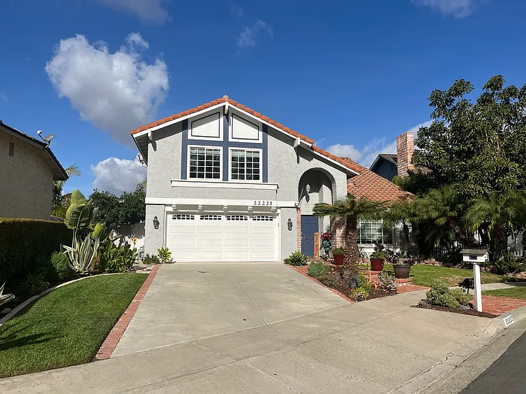 22225 Anthony Dr — Photo 1