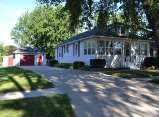 5044 McLain St, Swartz Creek, MI 48473