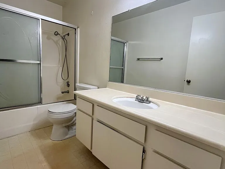 Mountain View - 320 — Photo 10
