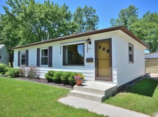 4742 W Wilbur Ave, Milwaukee, WI 53220