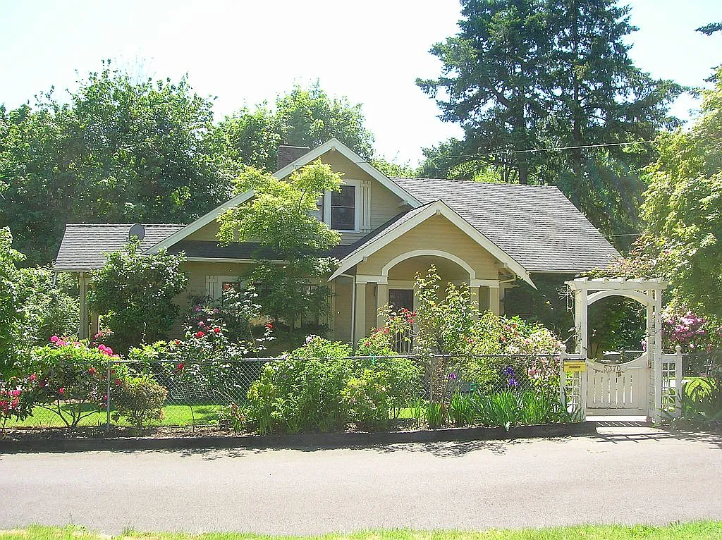 5370 Grove St photo 1