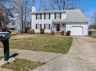 4 Dunn Cir, Hampton, VA 23666
