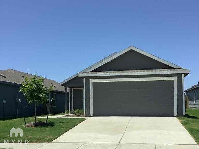 1st image of 233 Poplar Pl