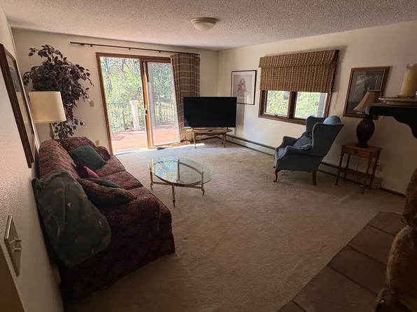 5830 Spurwood Ct, Colorado Springs, CO 80918