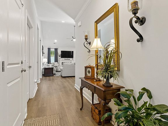 3rd image of 3006 Ambrosia Dr