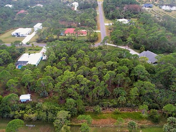 4th image of 4050 Edisto Dr