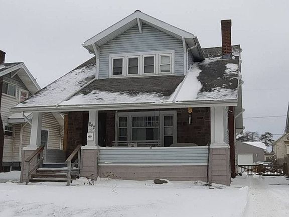 2nd image of 242 Thew Ave