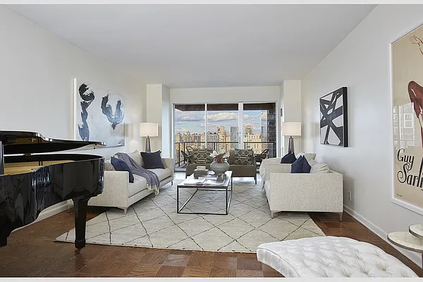 Sold by Stribling | media 1