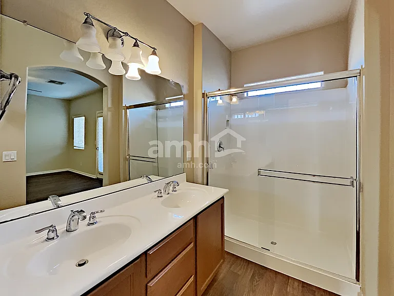 20025 N 20th St #151 — Photo 8