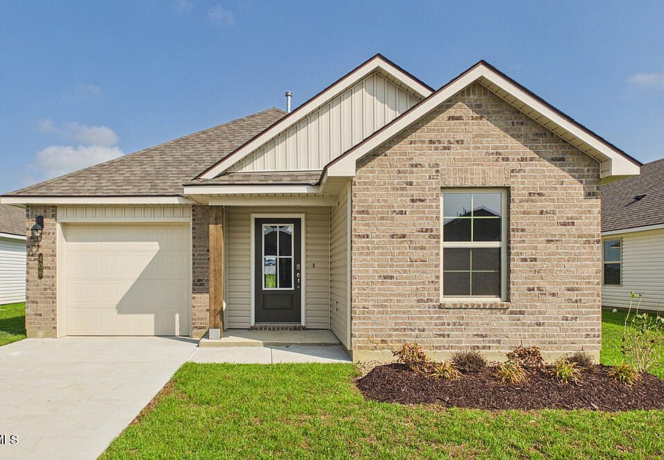 1st image of 406 Wrenwood Dr