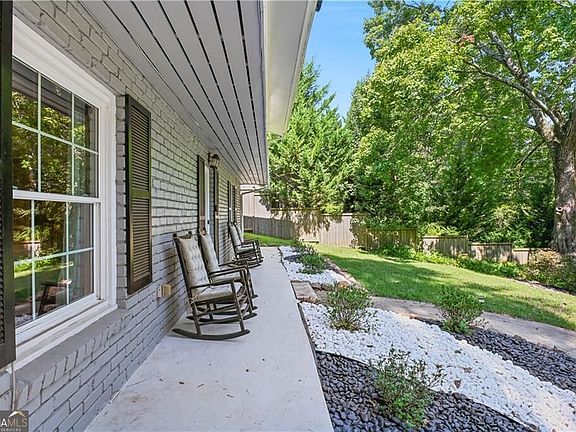 3rd image of 1708 Childerlee Ln NE