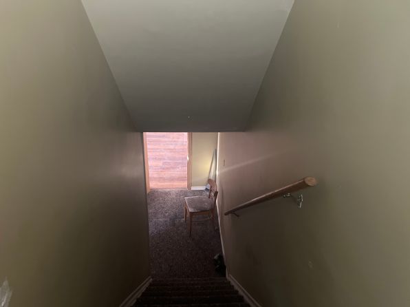 (undisclosed Address), Calgary, AB T2A 1L7