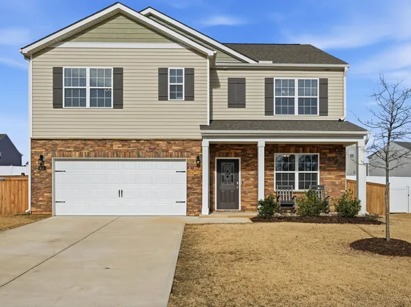 431 Red Cedar Way, Fuquay Varina, NC 27526