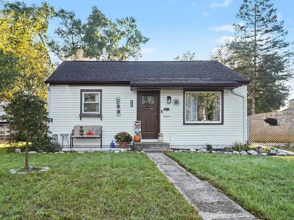 232 Woodlawn Ave N, Battle Creek, MI 49037