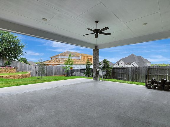 4th image of 4906 De Lagos Cir