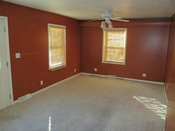 5th image of 4031 4th Ave #A