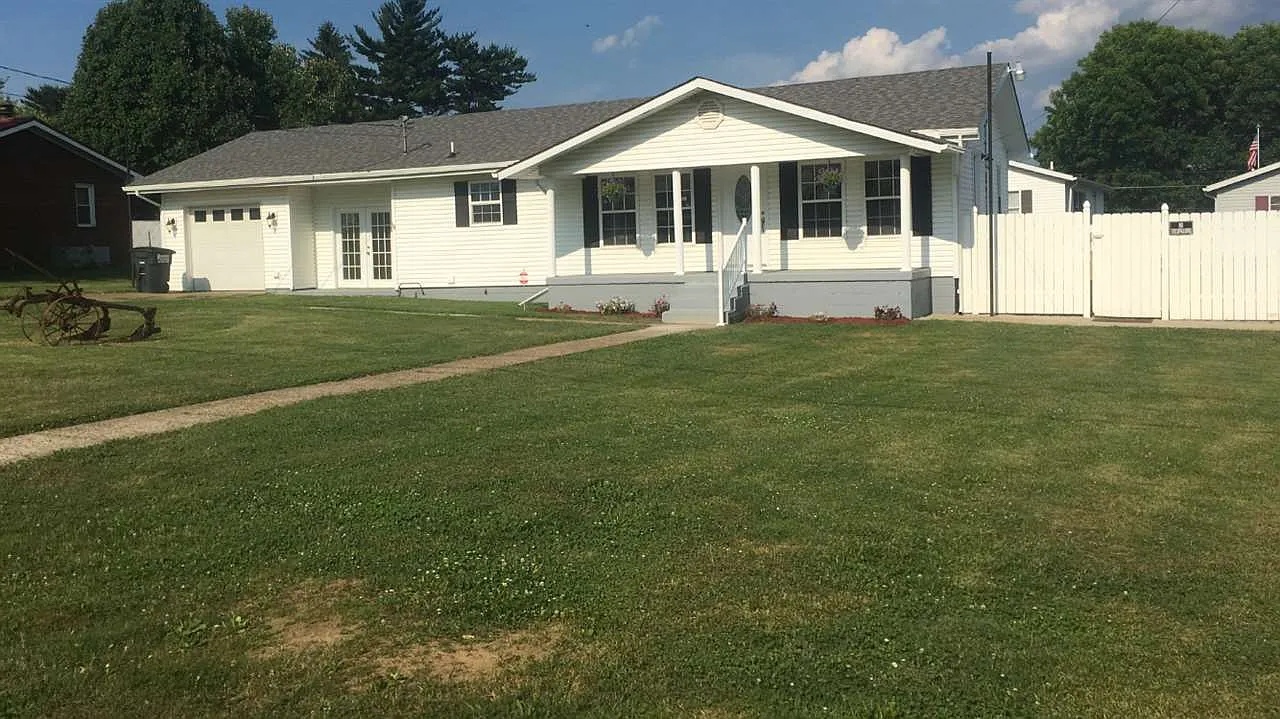 26 Township Road 1105 photo 1