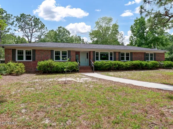 2402 Robert Hoke Road, Wilmington, NC 28412