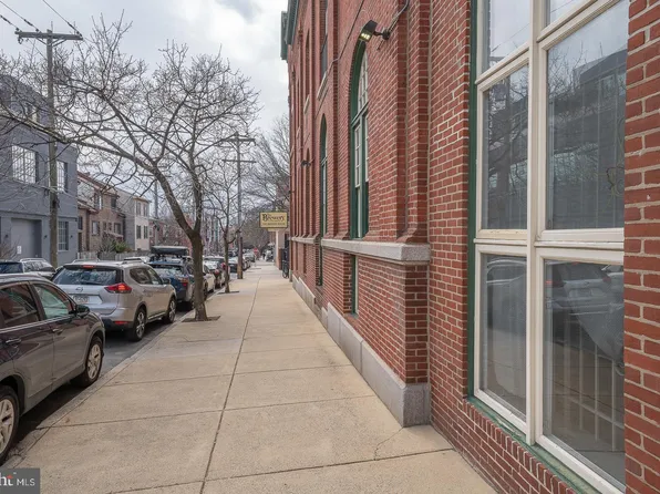 870 N 28th St APT 215, Philadelphia, PA 19130