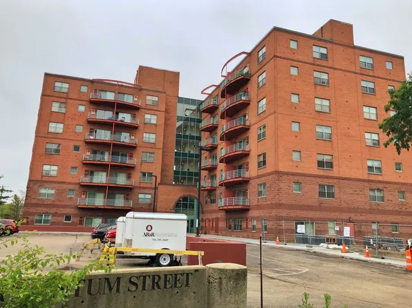 100 W Squantum St APT 512, Quincy, MA 02171