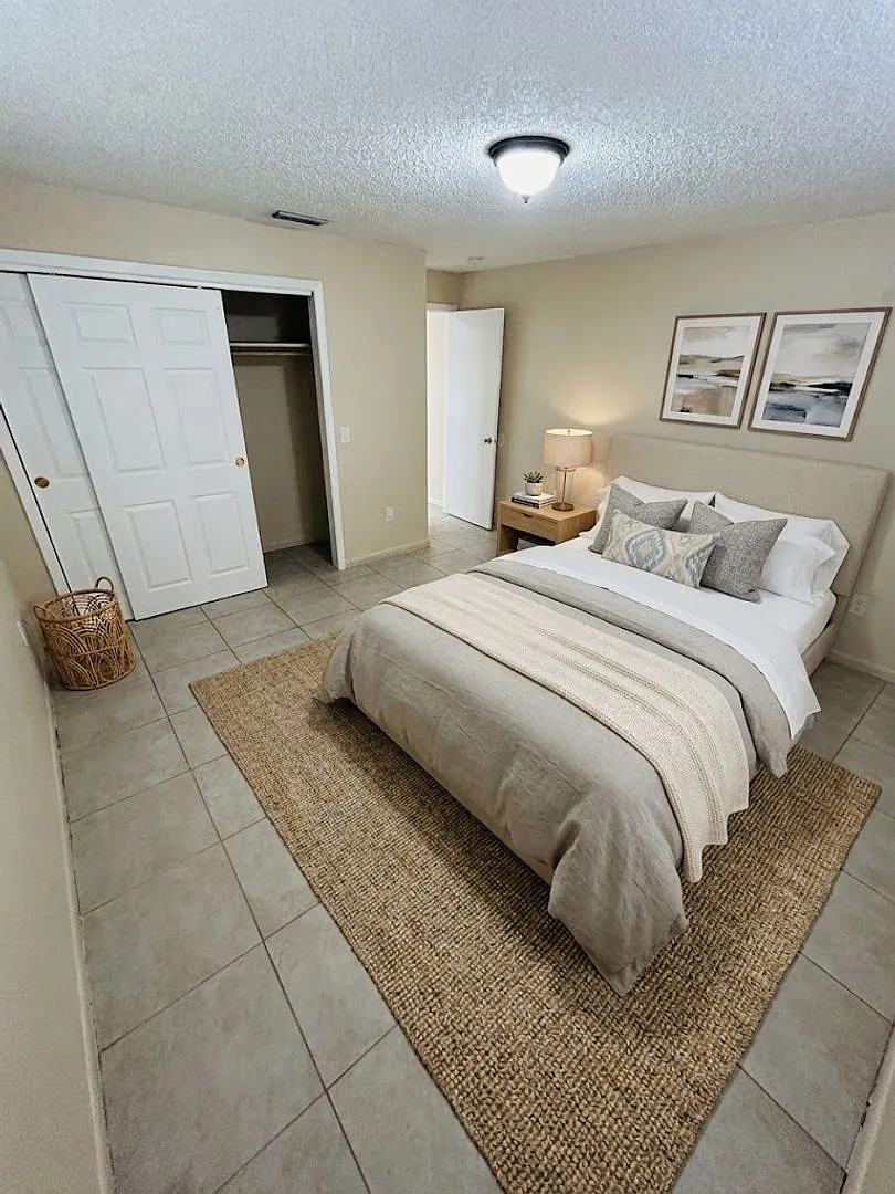 Charming 2-bedroom, 1-bathroom condo — Photo 4