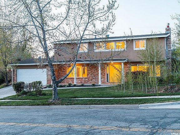 2nd image of 2969 E Craig Dr