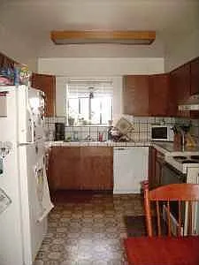 198 Martin St APT A photo 1