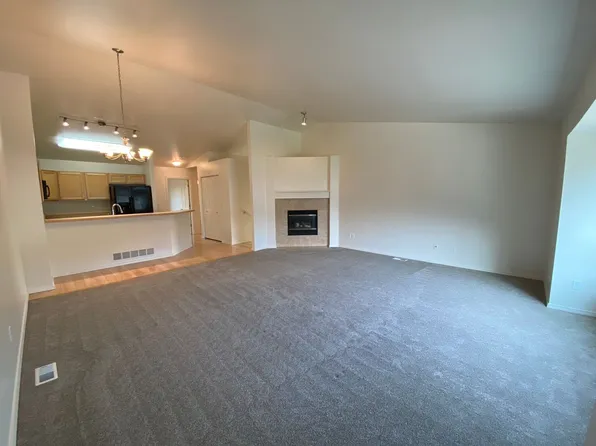 8953 Eagle Place Loop, Eagle River, AK 99577