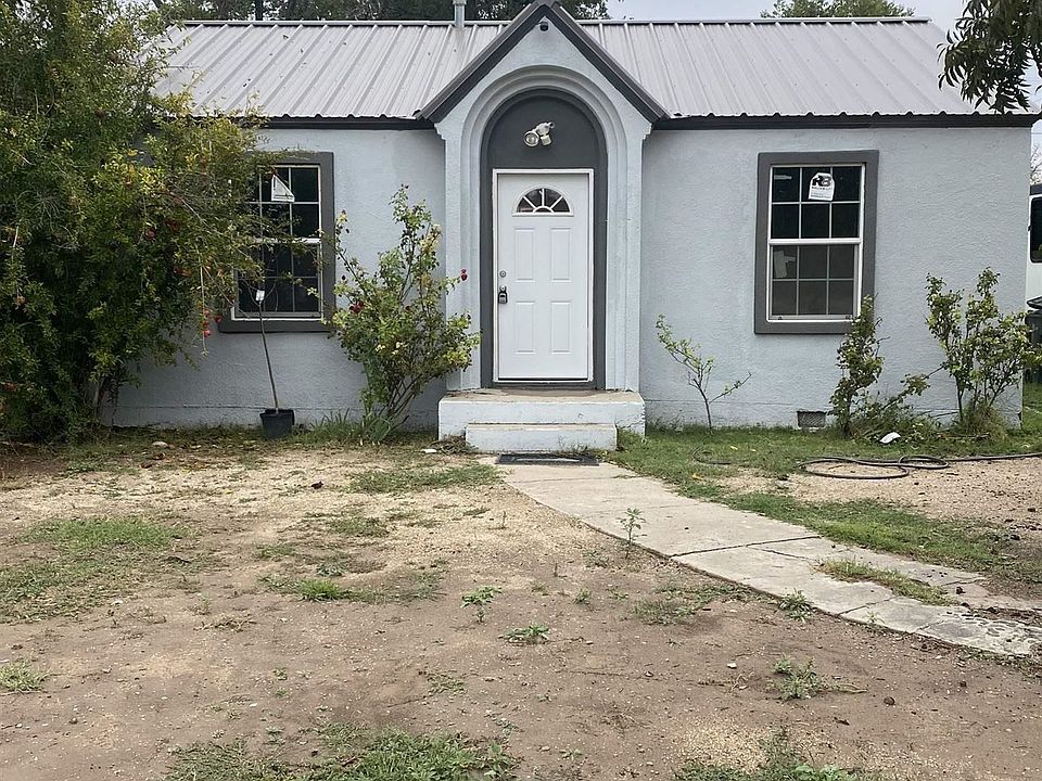 1st image of 314 S Mesquite St