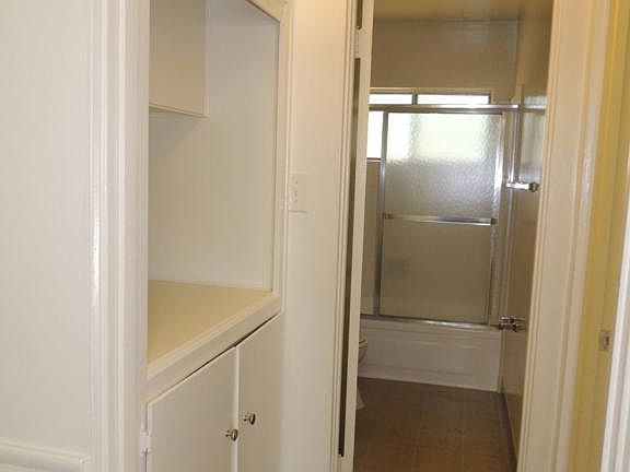 4th image of 549 Nebraska Ave APT 7