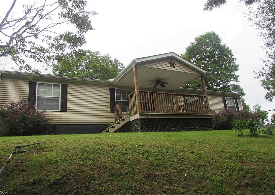 1st image of 818 Mountain Dr