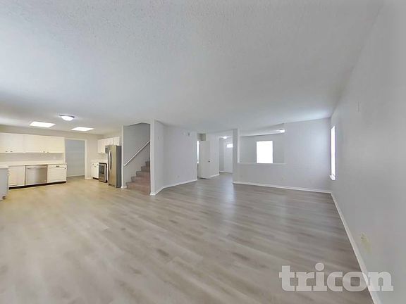 3rd image of 7589 Wheatgrass Ln