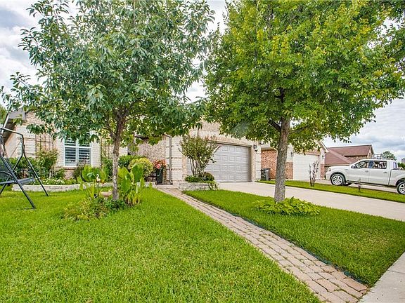 3rd image of 6805 Sierra Madre Dr