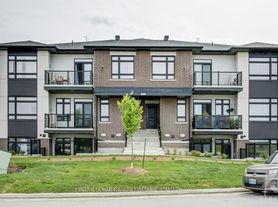 300 Tulum Cres, Ottawa, ON