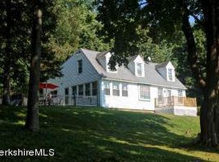 43 Sunshine Ave, Lee, MA 01238