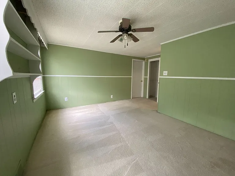 1375 Fairhaven Blvd — Photo 18