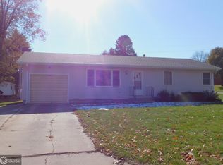 301 Hickory St, Schleswig, IA 51461